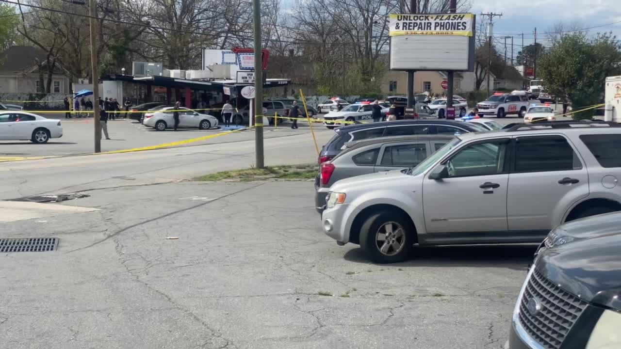 WinstonSalem police on scene of shooting at Kermit’s Hot Dog House